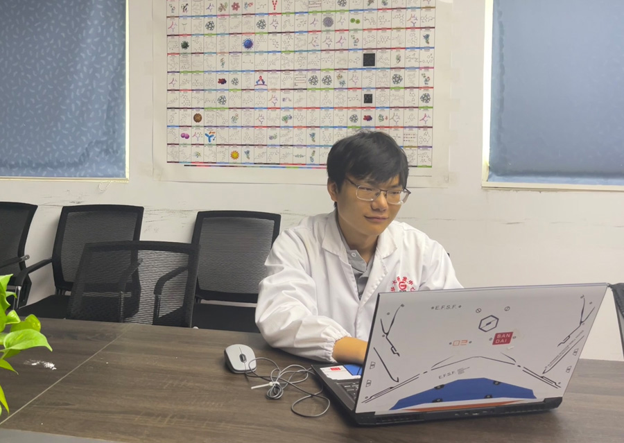 2022年度尊龙凯时医药金穗斗争者——蔡一凡